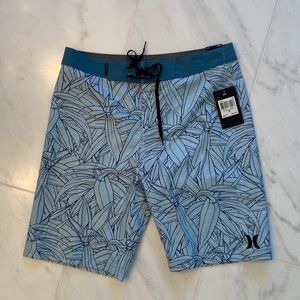 NWT Hurley men/boys swim bottoms